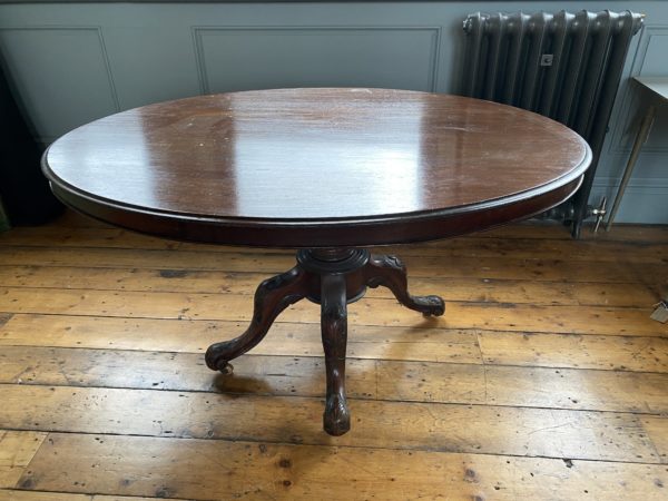 Victorian Oval Mahogany Dining Table