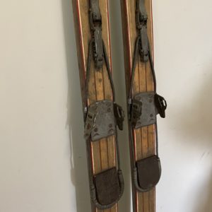 Vintage wooden ski's