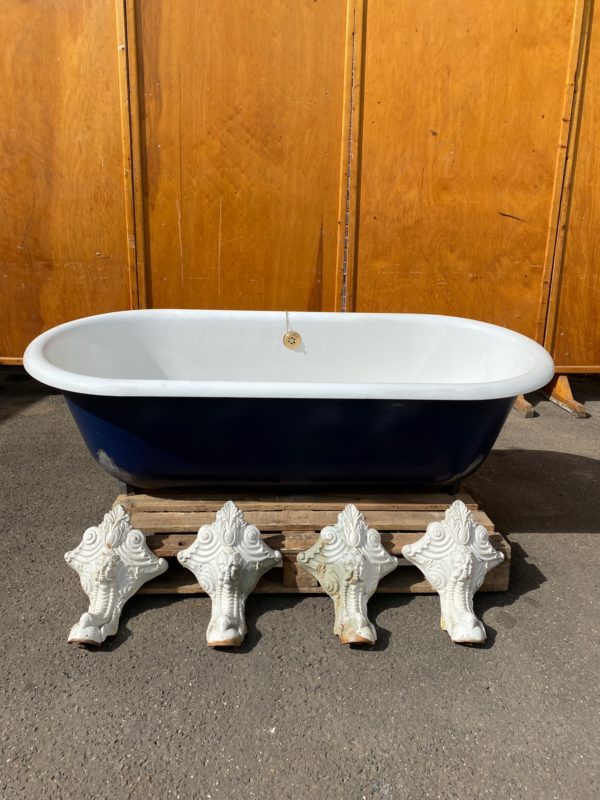 Victorian style Cast Iron Bath