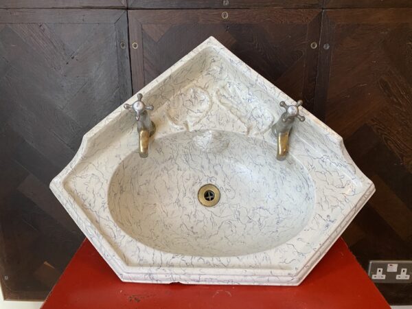 Victorian Decorative Corner Sink with Corner Taps