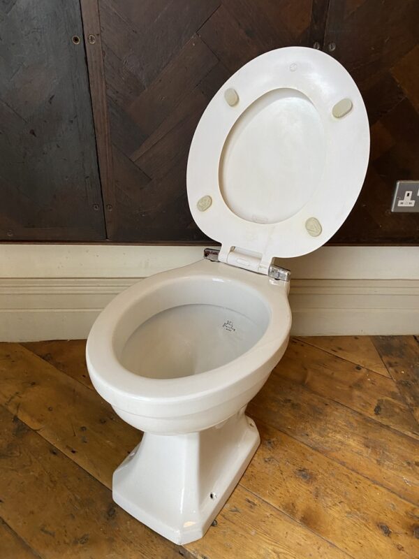 Edwardian White Ceramic Toilet Pan