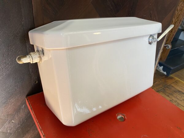 Early 20th Edwardian Ceramic Cistern with Chrome Handle