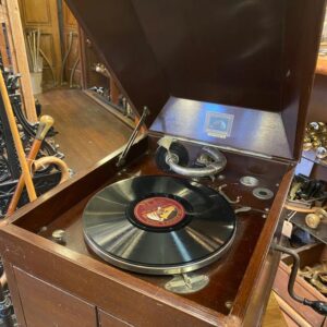 Vintage HMV Working Gramophone