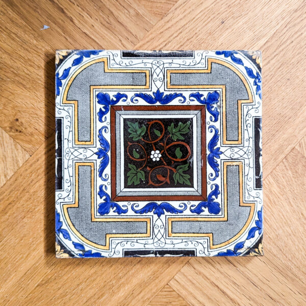 Victorian Decorative Tile