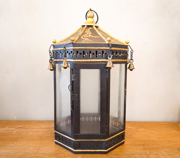 Victorian Style Octo Lantern