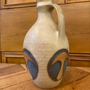 Alternative view of Laugharne Pottery Urn