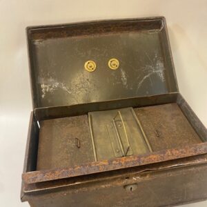 Alternative view of Early 20th Century Cash Box