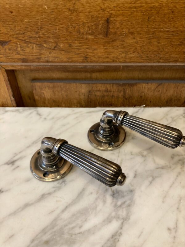 Nickel Regency Lever Set