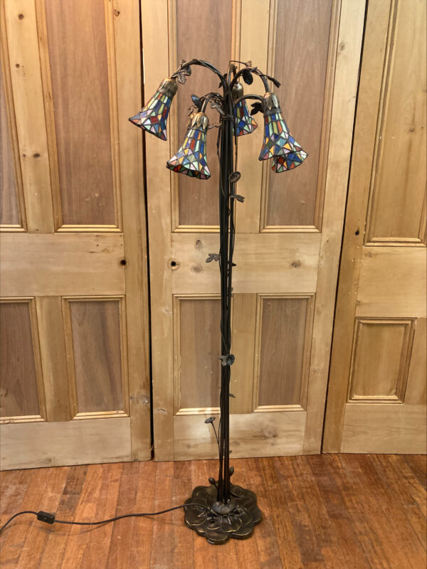 Tiffany Style Standard Lamp