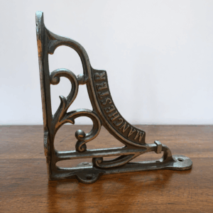 Heritage Cast Iron Manchester Bracket