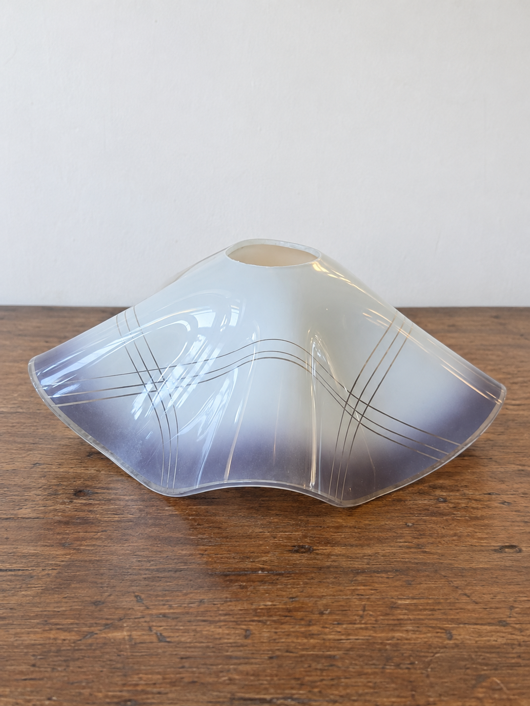 1970s Grey Handkercheif Shade