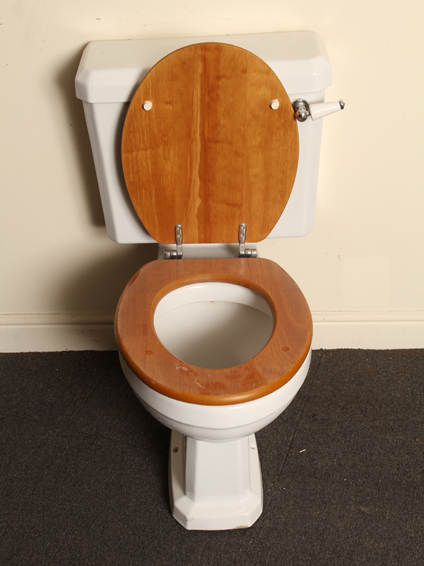Period Toilet with Cistern Unit and Lid
