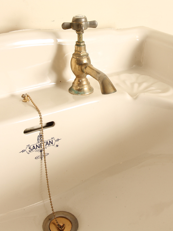 Sanitan Sink with Pedestal