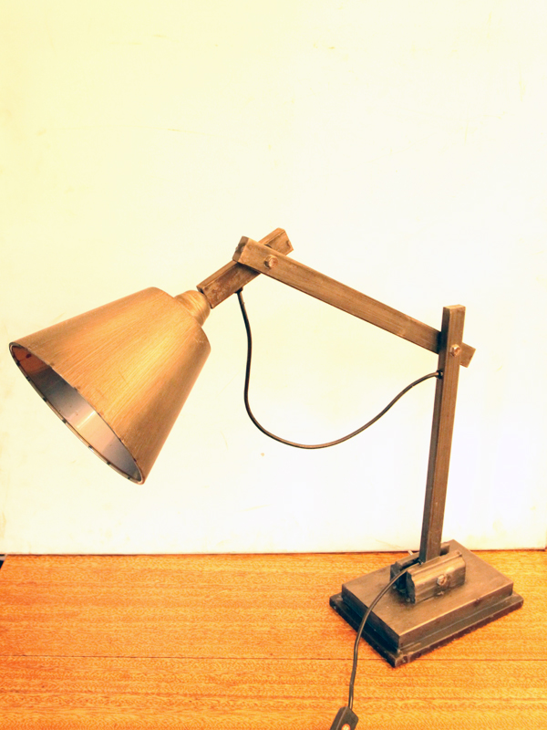 Late 20th Century Metal Table Lamp