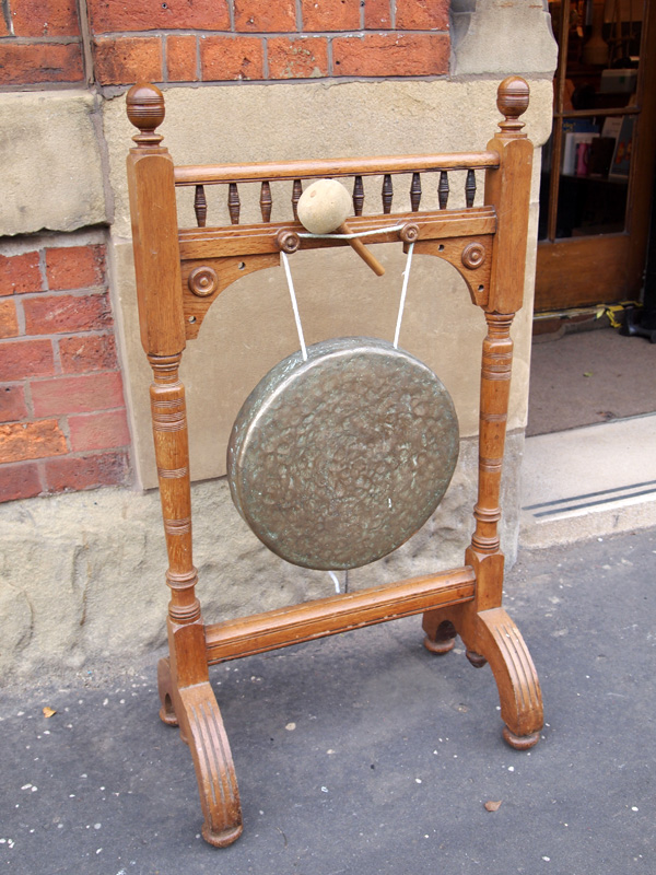 Victorian Gong