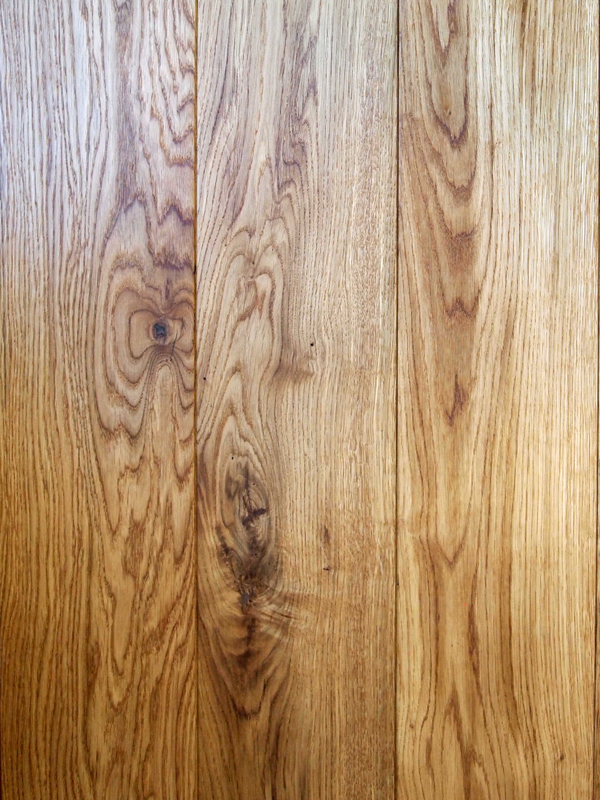 Lightly Brushed and Lacquered Engineered Oak