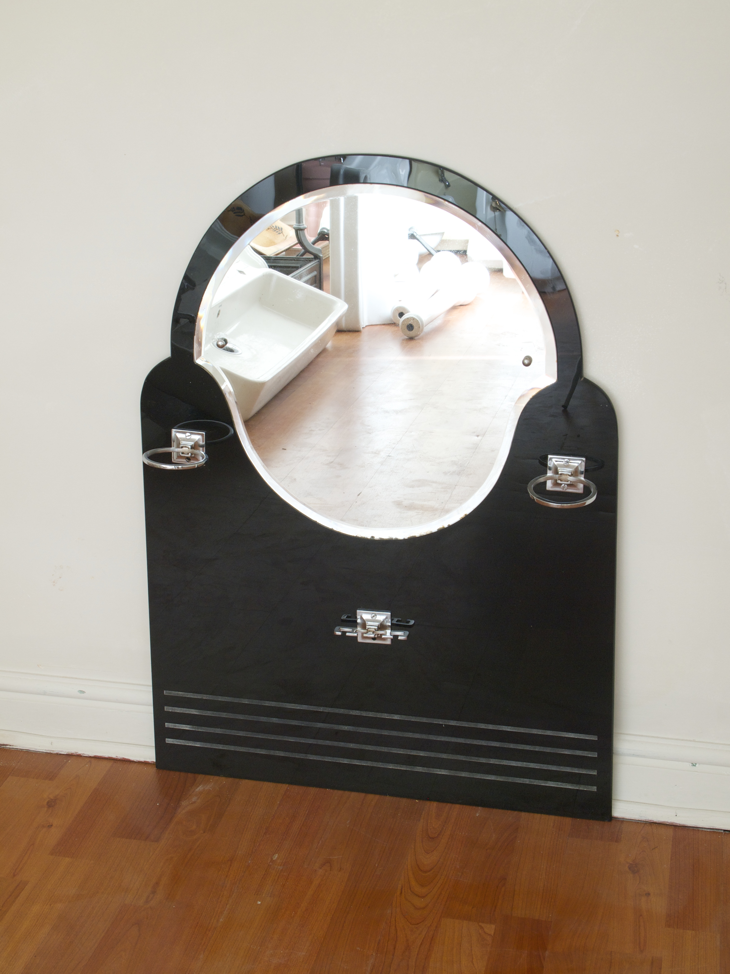 Round Top Black Deco Bathroom Mirror