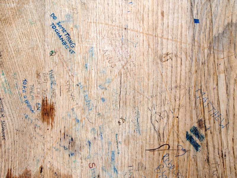 Alternative view of Oak Table